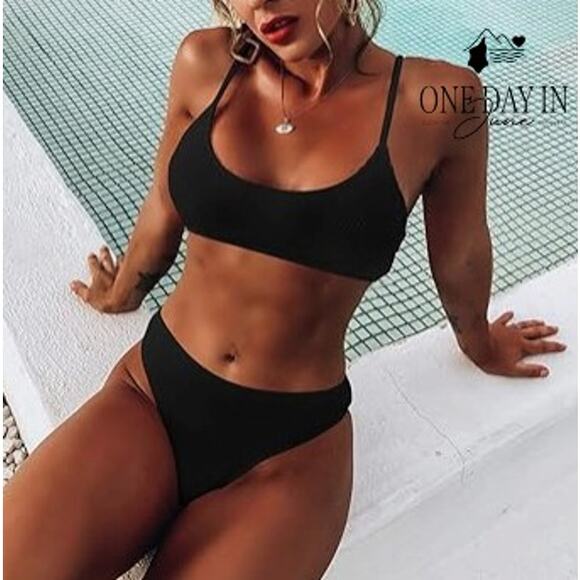 Soly Hux Smocked Crop Bikini Swimsuit Size XS - Picture 1 of 6